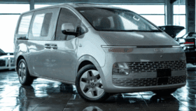HYUNDAI STARIA VAN 1.6 T-GDI HEV