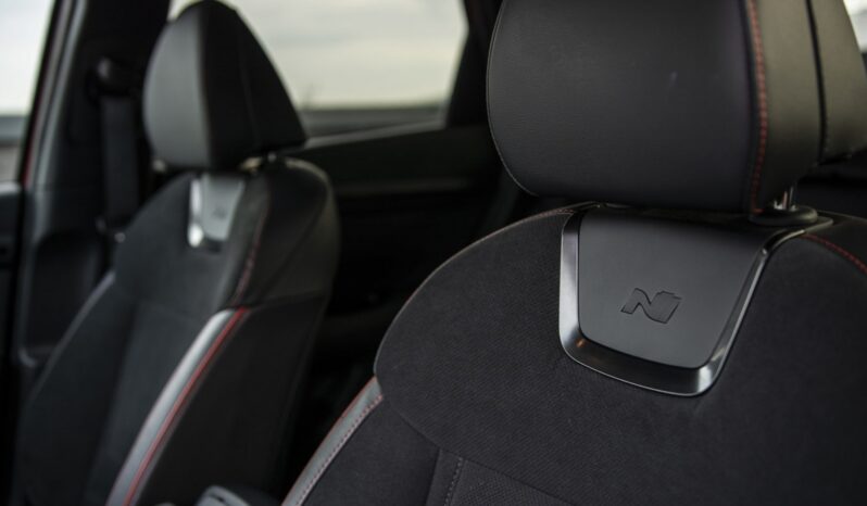 
								HYUNDAI TUCSON 1.6 T-GDI 160 KM pełne									