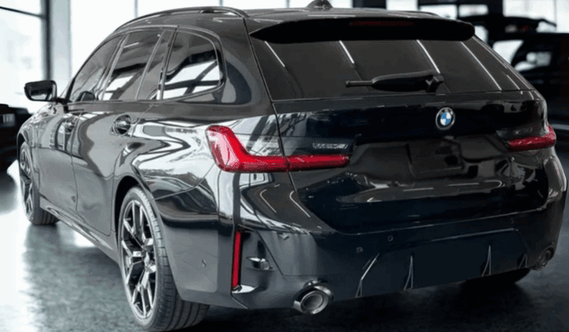 
								BMW 320i Touring Pakiet M pełne									