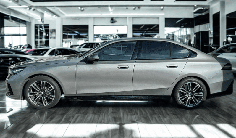 
								BMW 520d xDrive Pakiet M Pro 197 KM pełne									