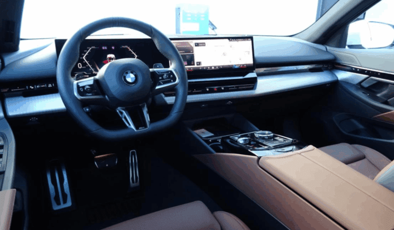 
								BMW 520d xDrive Pakiet M Pro Mild Hybrid 197 KM pełne									