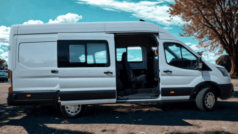 
								Ford Transit Brygadowy 2.0 EcoBlue 165 KM Manual pełne									