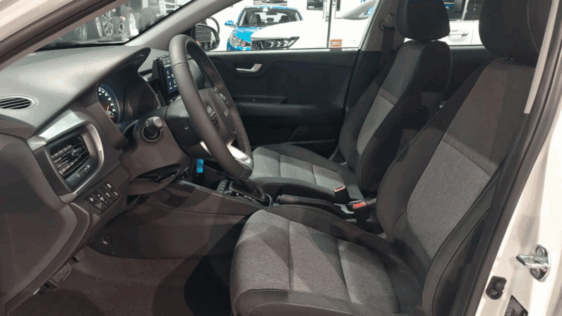 
								Kia Stonic 1.0 T-GDI Pakiet Smart 100 KM pełne									