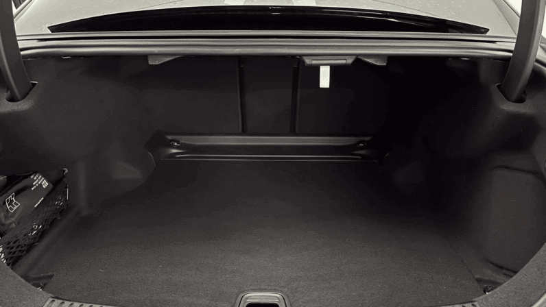 
								Mercedes E 220d 4MATIC Pakiet AMG 197 KM | DEMO pełne									