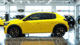 Peugeot 208 GT Hybrid 110 KM