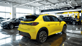 Peugeot 208 GT Hybrid 110 KM