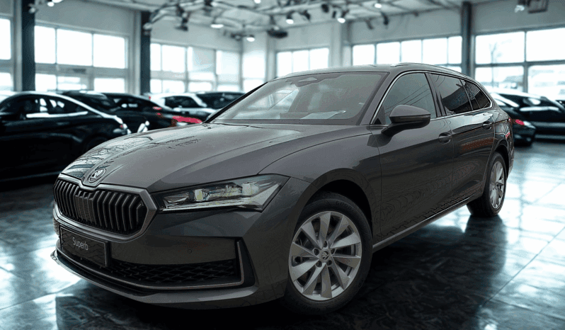 
								Škoda Superb Combi PHEV 204 KM Edition 130 pełne									