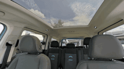 
										Ford Grand Tourneo Connect Active 2.0 EcoBlue 122 KM A7 pełne									