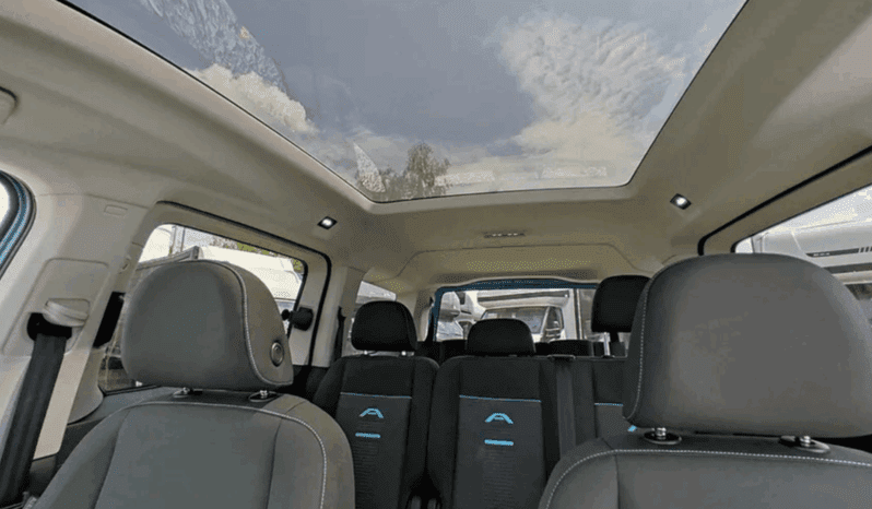 
								Ford Grand Tourneo Connect Active 2.0 EcoBlue 122 KM A7 pełne									