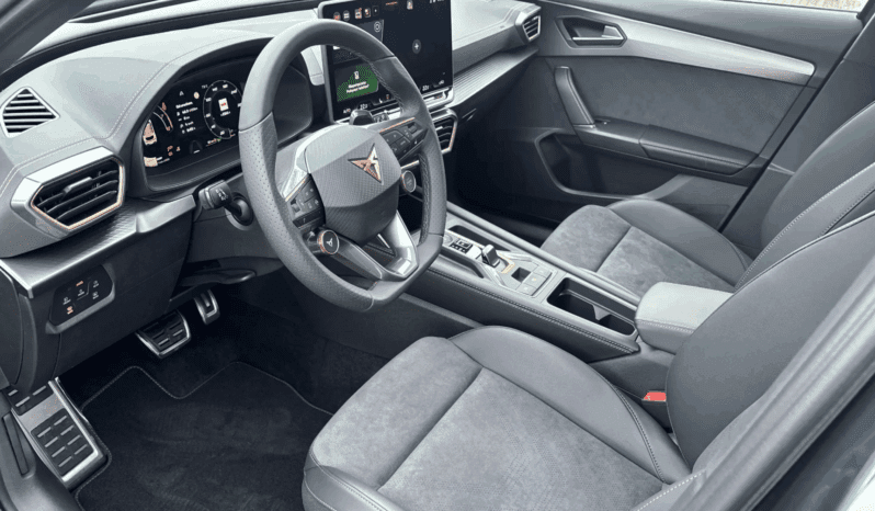 
								CUPRA Formentor 1.5 eTSI 150 KM | 7-biegowa DSG | Pakiety Performance i Design pełne									