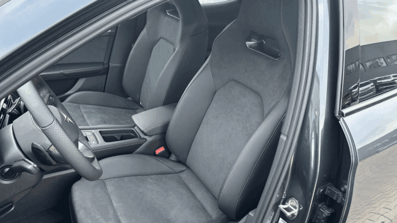 
								CUPRA Formentor 1.5 eTSI 150 KM | 7-biegowa DSG | Pakiety Performance i Design pełne									