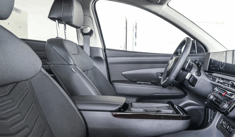 
								Hyundai TUCSON Plug-in 1.6 T-GDI 253 KM SMART pełne									