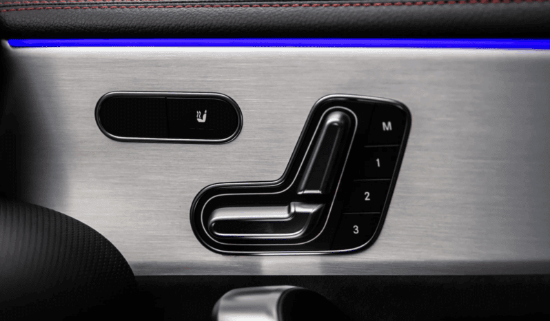 
								Mercedes-AMG CLA 35 4MATIC Coupé | 306 KM | Benzyna | Automat 8G-DCT pełne									