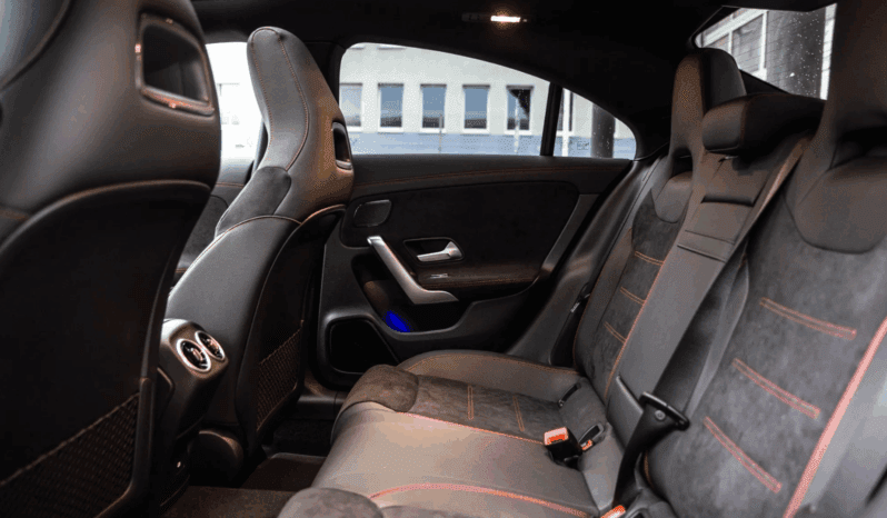 
								Mercedes-AMG CLA 35 4MATIC Coupé | 306 KM | Benzyna | Automat 8G-DCT pełne									