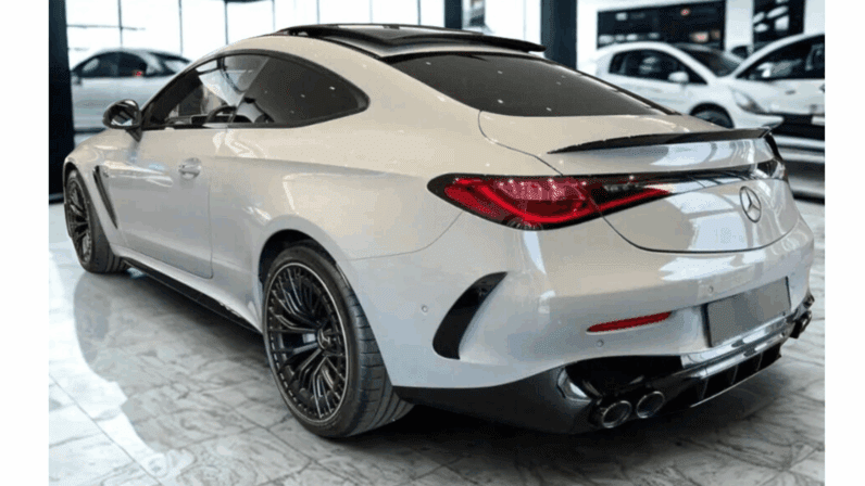 
								Mercedes-AMG CLA 35 4MATIC Coupé | 306 KM | Benzyna | Automat 8G-DCT pełne									