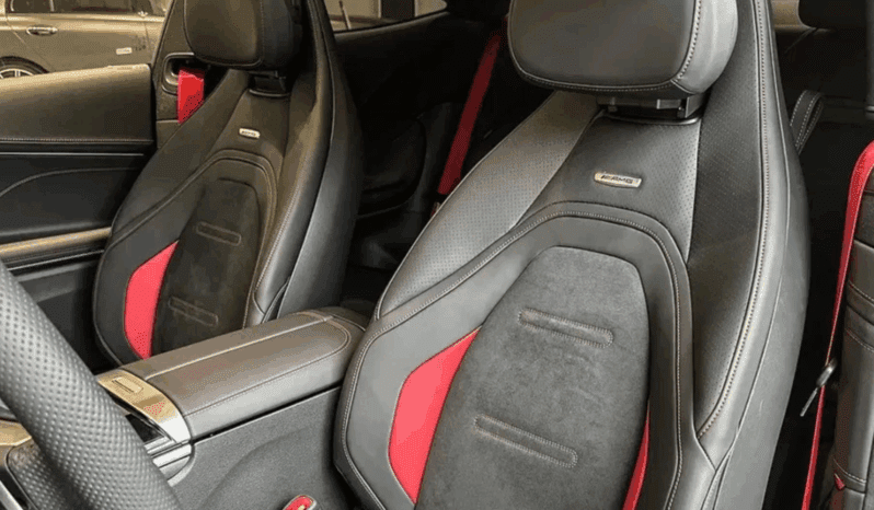 
								Mercedes-AMG CLA 35 4MATIC Coupé | 306 KM | Benzyna | Automat 8G-DCT pełne									