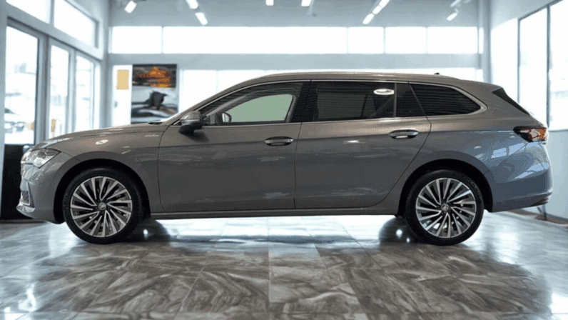 
								ŠKODA SUPERB COMBI EDITION 130 1.5 TSI PHEV 204 KM DSG pełne									