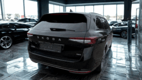 ŠKODA SUPERB COMBI LAURIN & KLEMENT 2.0 TDI 193 KM 4×4