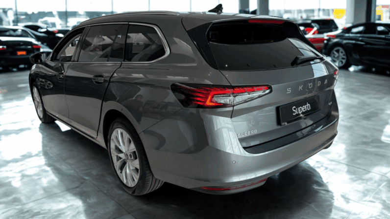 
								Škoda Superb Combi Edition 130 1.5 TSI PHEV 204 KM DSG pełne									