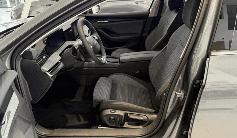 
								ŠKODA SUPERB COMBI EDITION 130 1.5 TSI PHEV 204 KM DSG pełne									