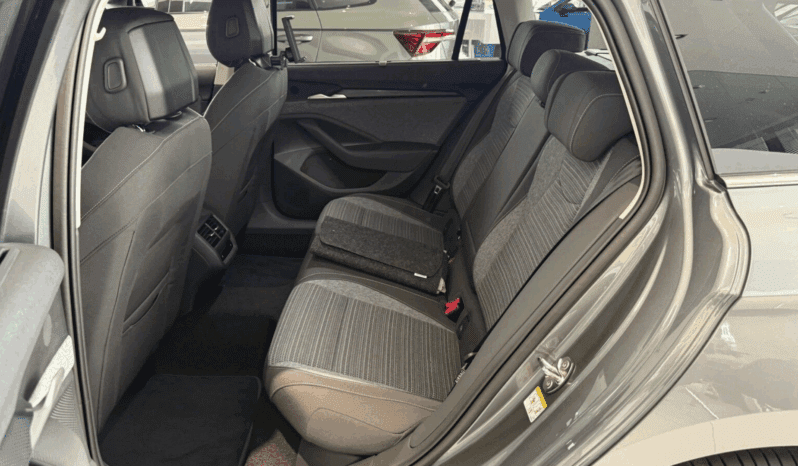 
								ŠKODA SUPERB COMBI EDITION 130 1.5 TSI PHEV 204 KM DSG pełne									