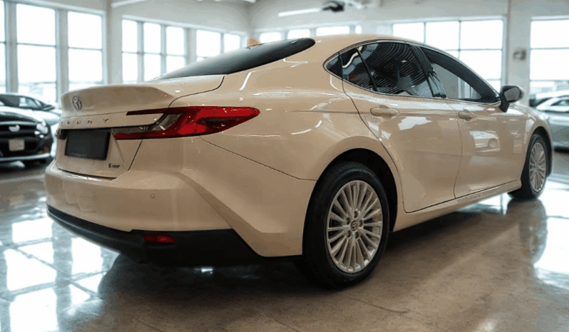 
								Toyota Camry Executive 2.5 Hybrid 230 KM e-CVT pełne									