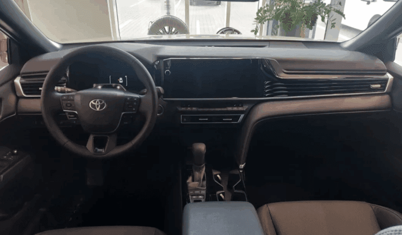 
								Toyota Camry Prestige | 2.5 Hybrid Dynamic Force | Automat e-CVT pełne									