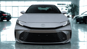 Toyota Camry Prestige | 2.5 Hybrid Dynamic Force | Automat e-CVT