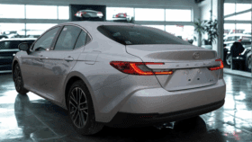 Toyota Camry Prestige | 2.5 Hybrid Dynamic Force | Automat e-CVT