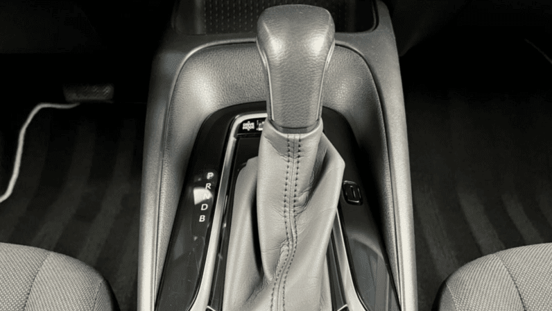 
								Toyota Corolla Sedan Comfort 1.8 Hybrid 140 KM e-CVT pełne									