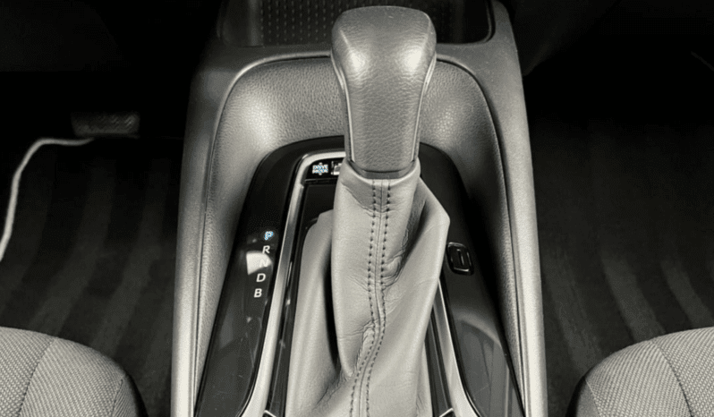 
								Toyota Corolla Sedan Comfort 1.8 Hybrid 140 KM e-CVT pełne									