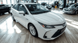 
										Toyota Corolla Sedan Comfort 1.8 Hybrid 140 KM e-CVT pełne									