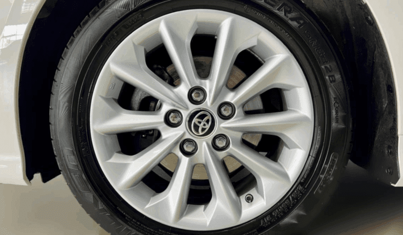 
								Toyota Corolla Sedan Comfort 1.8 Hybrid 140 KM e-CVT pełne									