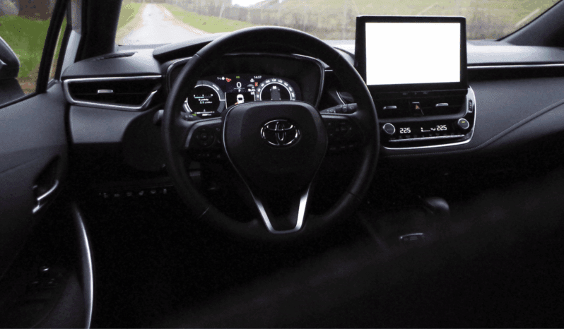 
								Toyota Corolla TS Comfort 1.8 Hybrid 140 KM e-CVT pełne									