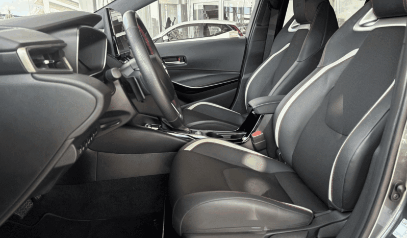 
								Toyota Corolla TS GR SPORT 1.8 Hybrid 140 KM e-CVT pełne									