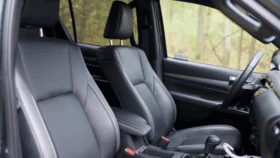 Toyota Hilux Invincible 2.8 D-4D 204 KM