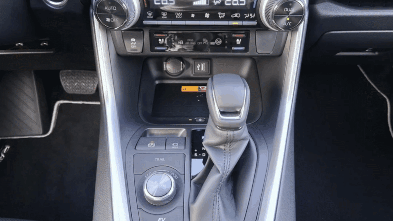 
								Toyota RAV4 Comfort | 2.5 Hybrid 218 KM | 4×2 | Automat e-CVT pełne									