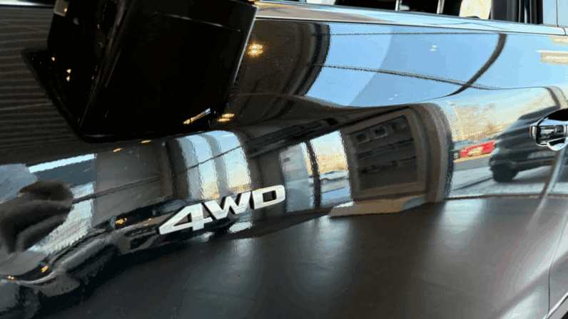 
								KGM Torres Adventure 2025 – 1.5 Turbo 163 KM 4WD, Automat, Pakiet Black Edition & Kamery 360° pełne									