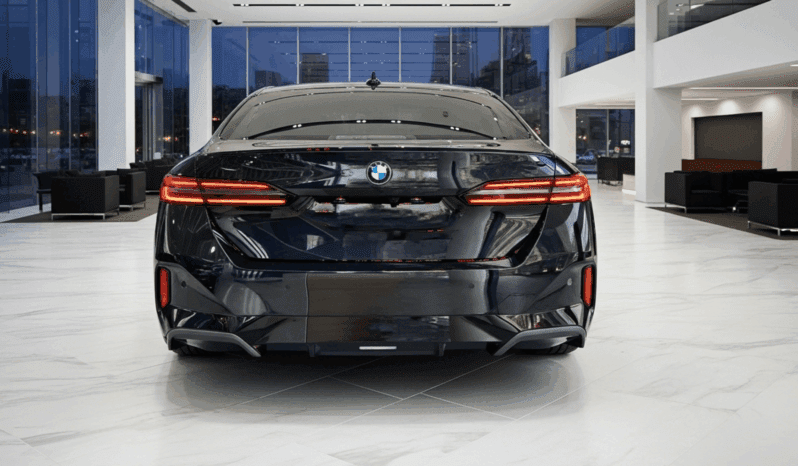 
								BMW 520d Sedan MHEV 197 KM • Diesel • Napęd tylny • Automatyczna skrzynia biegów pełne									