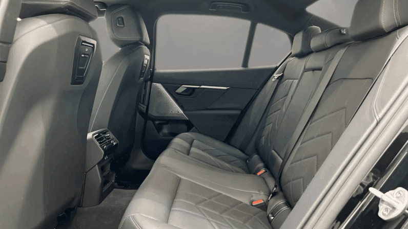 
								BMW 520d Sedan MHEV 197 KM • Diesel • Napęd tylny • Automatyczna skrzynia biegów pełne									