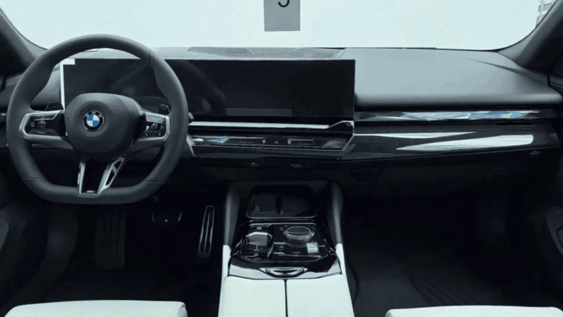 
								BMW 520d xDrive Limuzyna MHEV 197 KM • Diesel • Napęd 4×4 • Automat z łopatkami pełne									