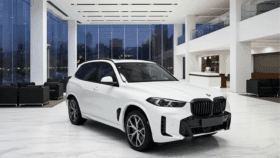 BMW X5 xDrive30d M Sport Pro 298 KM – Model 2025 – Biel Alpejska i 22-calowe Felgi