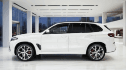 
										BMW X5 xDrive30d M Sport Pro 298 KM – Model 2025 – Biel Alpejska i 22-calowe Felgi pełne									