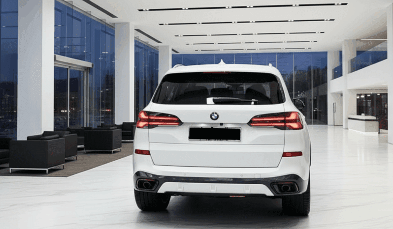 
								BMW X5 xDrive30d M Sport Pro 298 KM – Model 2025 – Biel Alpejska i 22-calowe Felgi pełne									