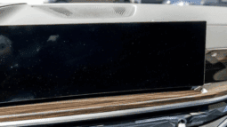 
										BMW X5 xDrive30d M Sport Pro 298 KM – Model 2025 – Biel Alpejska i 22-calowe Felgi pełne									