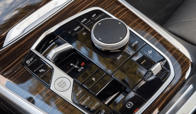 
								BMW X5 xDrive30d M Sport Pro 298 KM – Model 2025 – Biel Alpejska i 22-calowe Felgi pełne									