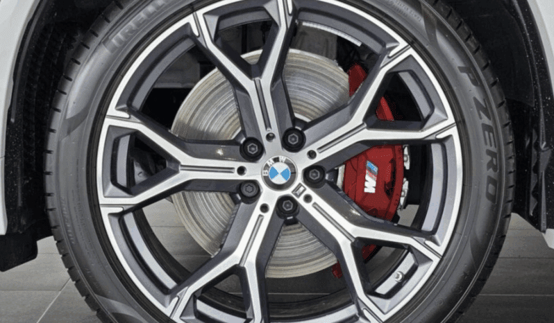 
								BMW X5 xDrive30d M Sport Pro 298 KM – Model 2025 – Biel Alpejska i 22-calowe Felgi pełne									