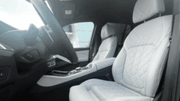 
										BMW X5 xDrive30d M Sport Pro 298 KM – Szary Skyscraper, Carbon i Driving Assistant Professional pełne									