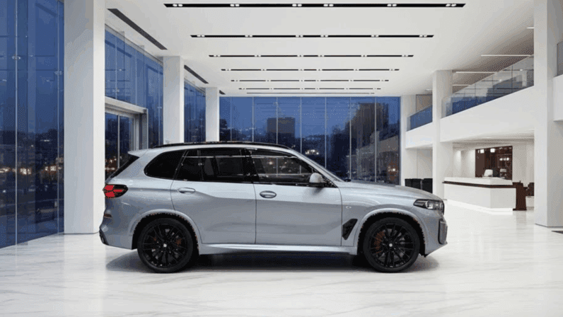 
								BMW X5 xDrive30d M Sport Pro 298 KM – Szary Brooklyn i Wnętrze Carbon Fibre pełne									