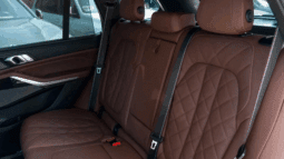 
										BMW X5 xDrive30d – 3.0L TwinPower Turbo Diesel, 298 KM, xDrive pełne									